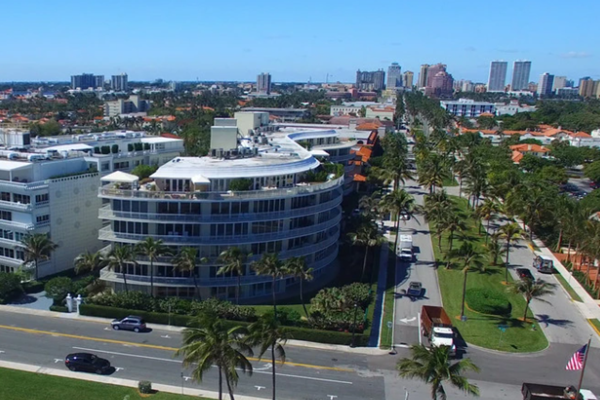 雙碳時代，什么樣的綠色建筑，能讓居住擁抱自然？